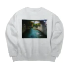 緒田めりのおさかなさん Big Crew Neck Sweatshirt