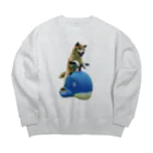 愛犬太郎のグッズのクジラに乗った太郎【柴犬】 Big Crew Neck Sweatshirt