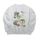 Lily bird（リリーバード）のほわほわメジロ梅 Big Crew Neck Sweatshirt