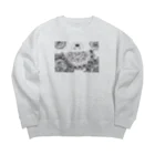 maru houseの祈りの女神 Big Crew Neck Sweatshirt