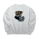 にくまん子の殻 Big Crew Neck Sweatshirt