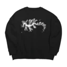 栗坊屋のリーフィーシードラゴン Big Crew Neck Sweatshirt