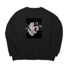 菓子の夜桜 Big Crew Neck Sweatshirt