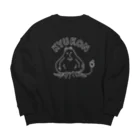 トシゾーのSUZURIのとこのキュウコン（白抜き・アーチ文字） Big Crew Neck Sweatshirt