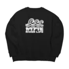 QUQU_WORKSのカワアソビ リバーライフ 波デザイン カヌー カヤック 釣り ホワイト Big Crew Neck Sweatshirt