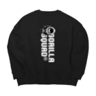 GORILLA SQUAD 公式ノベルティショップのアングリーゴリラ ロゴ縦 Big Crew Neck Sweatshirt