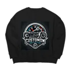 the blue seasonのカスタムバイクとメーターの融合：パフォーマンスを象徴するワイルドロゴ Big Crew Neck Sweatshirt