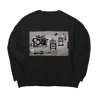 [Panguish]の[bizάːr]  Big Crew Neck Sweatshirt