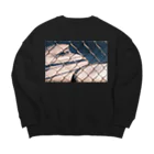 p-techiの早くコロナ終わってよ！ Big Crew Neck Sweatshirt