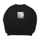 るみかのなにかたくらむネコ Big Crew Neck Sweatshirt