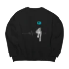 T.A.MのHeartbeat. Big Crew Neck Sweatshirt