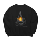 Curious Cats Campingの猫と焚き火 白線 Big Crew Neck Sweatshirt