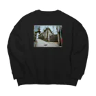 REST IN RECORDSのストリートスナップ｜坂道と階段 Big Crew Neck Sweatshirt