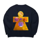 湯沢恵理　宇宙アイテムのメタリックお守り宇宙人ビッグシルエットスウェット Big Crew Neck Sweatshirt