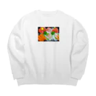 里空の刺身花畑 Big Crew Neck Sweatshirt