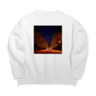 ミラくまのイルミネーションの並木道 Big Crew Neck Sweatshirt