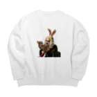 ヴァイオレットビアガーデンの新春デブうさぎガール Big Crew Neck Sweatshirt