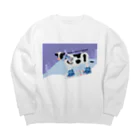 Cranberry Boon のThe cow skier Big Crew Neck Sweatshirt