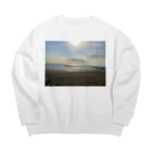 あべこのお店 の北海道の朝 Big Crew Neck Sweatshirt