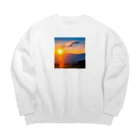 dolphineのJapan Great Sunrising Big Crew Neck Sweatshirt