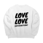 "ラブラブまんぞく"のラブラブまんぞくビッグシルエットトレーナー。 Big Crew Neck Sweatshirt