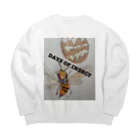 DAYS OF INSECTのこっちを見てるオオスズメバチ！ Big Crew Neck Sweatshirt