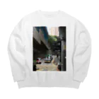 kyurakkoのHONG KONG CENTRAL  Big Crew Neck Sweatshirt