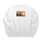 Welina_S-Artのサンセットチワワ Big Crew Neck Sweatshirt