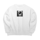 葵花色 mob the Worldのmob the world item Big Crew Neck Sweatshirt