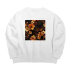 オンラインショップイエローリーフの可愛らしい小さな花 Big Crew Neck Sweatshirt