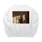 imoの葉っぱの影 Big Crew Neck Sweatshirt