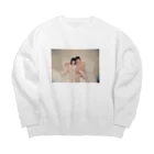 甲虫王者ヤーマンのにゃん Big Crew Neck Sweatshirt