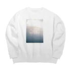 yuika hisaiの西区、夕方 Big Crew Neck Sweatshirt