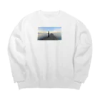 M0M0＆Lilyの防波堤で釣りがしたい Big Crew Neck Sweatshirt