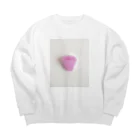 いしかshopの林檎を入れてるこのネットぴんく色で可愛い Big Crew Neck Sweatshirt