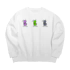 なんてことのなんやねん星人3匹 Big Crew Neck Sweatshirt