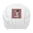 る箱の準備中の彼女 Big Crew Neck Sweatshirt