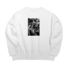 どらごらむのみんなでお昼寝コツメカワウソ Big Crew Neck Sweatshirt