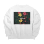 ぴぴぴ わーくすの赤と黄色のお花のスウェット Big Crew Neck Sweatshirt