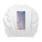 シンプル屋さんの雨上がりの夕空 Big Crew Neck Sweatshirt