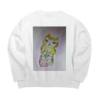 エカロニア共和国の不機嫌な猫と苺 Big Crew Neck Sweatshirt