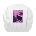 雛井ゆら┃Yura Hinaiのお気に入りのピアスつけて Big Crew Neck Sweatshirt