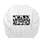 GyuUGyuUのギュウポケロゴ牛柄 Big Crew Neck Sweatshirt