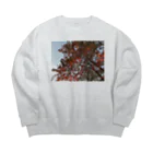 空屋　sorayakusakaの201910181619002　桜の紅葉 Big Crew Neck Sweatshirt