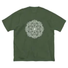 ARIGATOU-81のMANDALA •6• (W) Big T-Shirt