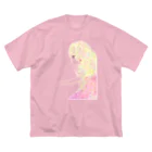 honey bunnyの髪に花をつけた女の子 ビッグシルエットTシャツ