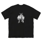 PERUGIA STOREの墨絵風武将絵 Big T-Shirt