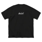 aisaacのArtX白ロゴ ビッグシルエットTシャツ