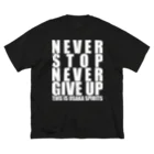 サッカーショップ蹴球堂の【OTONA REAL】NEVER STOP NEVER GIVE UP Tシャツ（OSAKA SPIRITS Ver.） 루즈핏 티셔츠