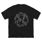 カヱデ・メメモリのギュウギュウうーさー黒 ビッグシルエットTシャツ